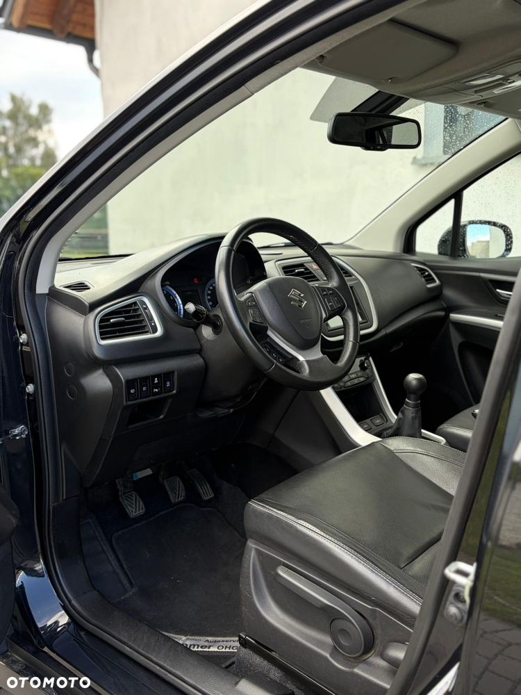 Suzuki SX4 S-Cross 1.6 Premium Plus 4WD - 19
