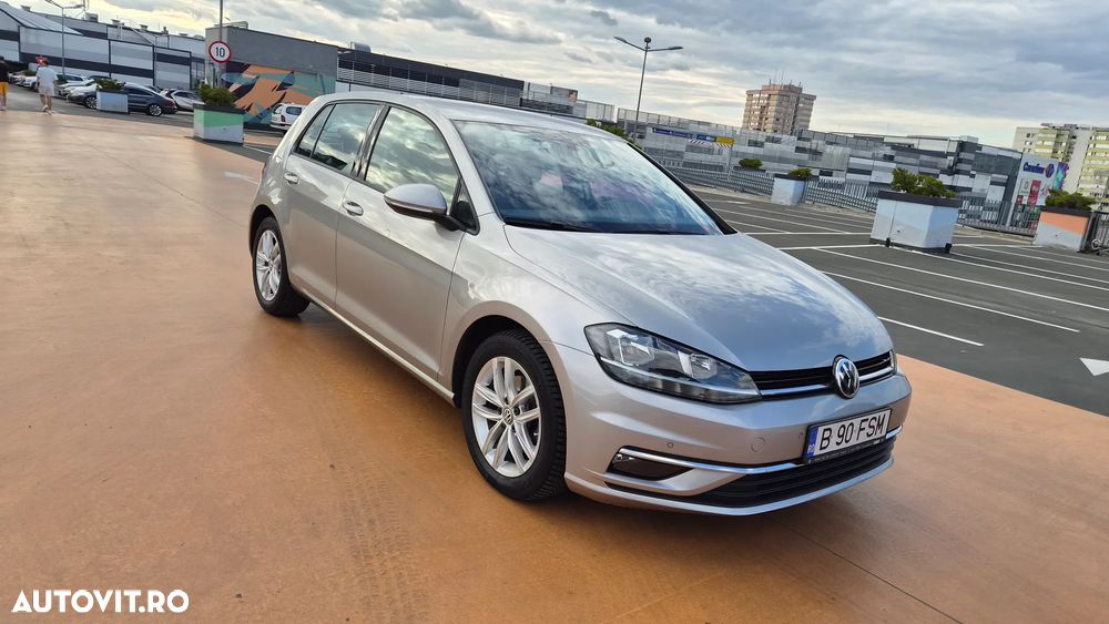 Volkswagen Golf - 17