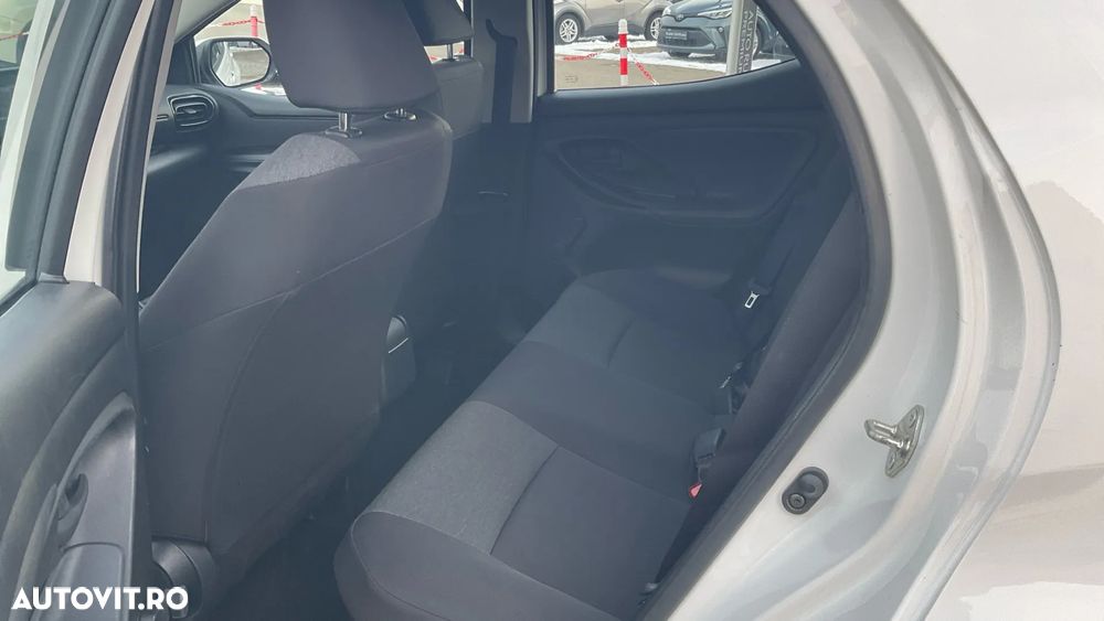 Toyota Yaris 1.5 VVT-i HSD Eco - 17