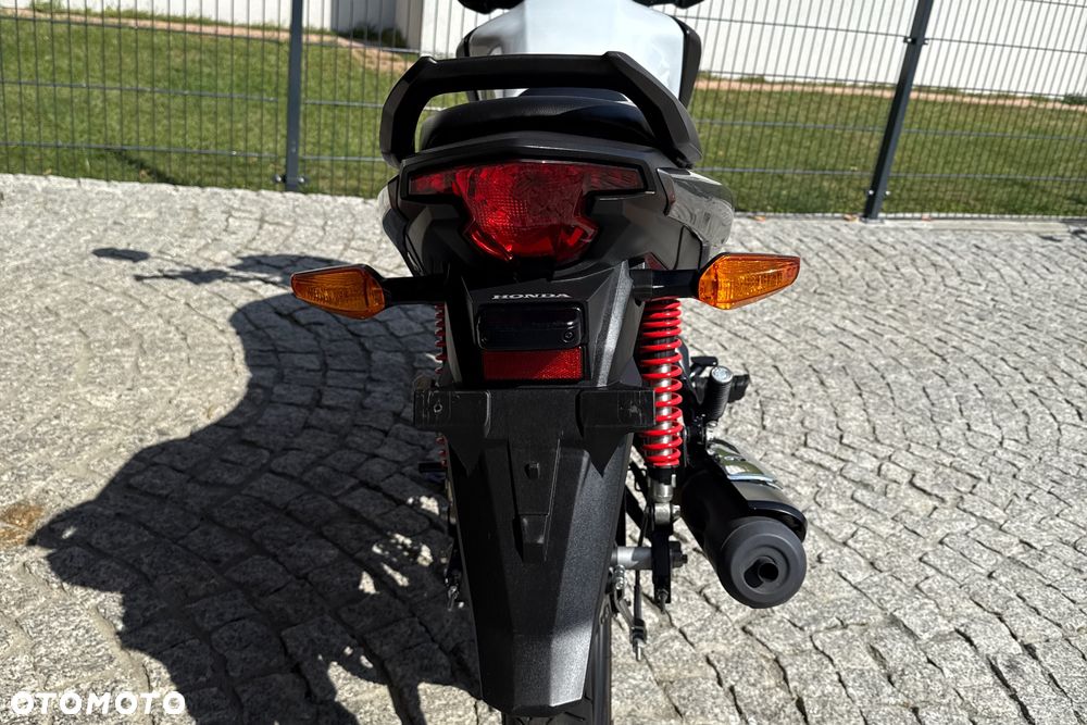 Honda CBF - 10