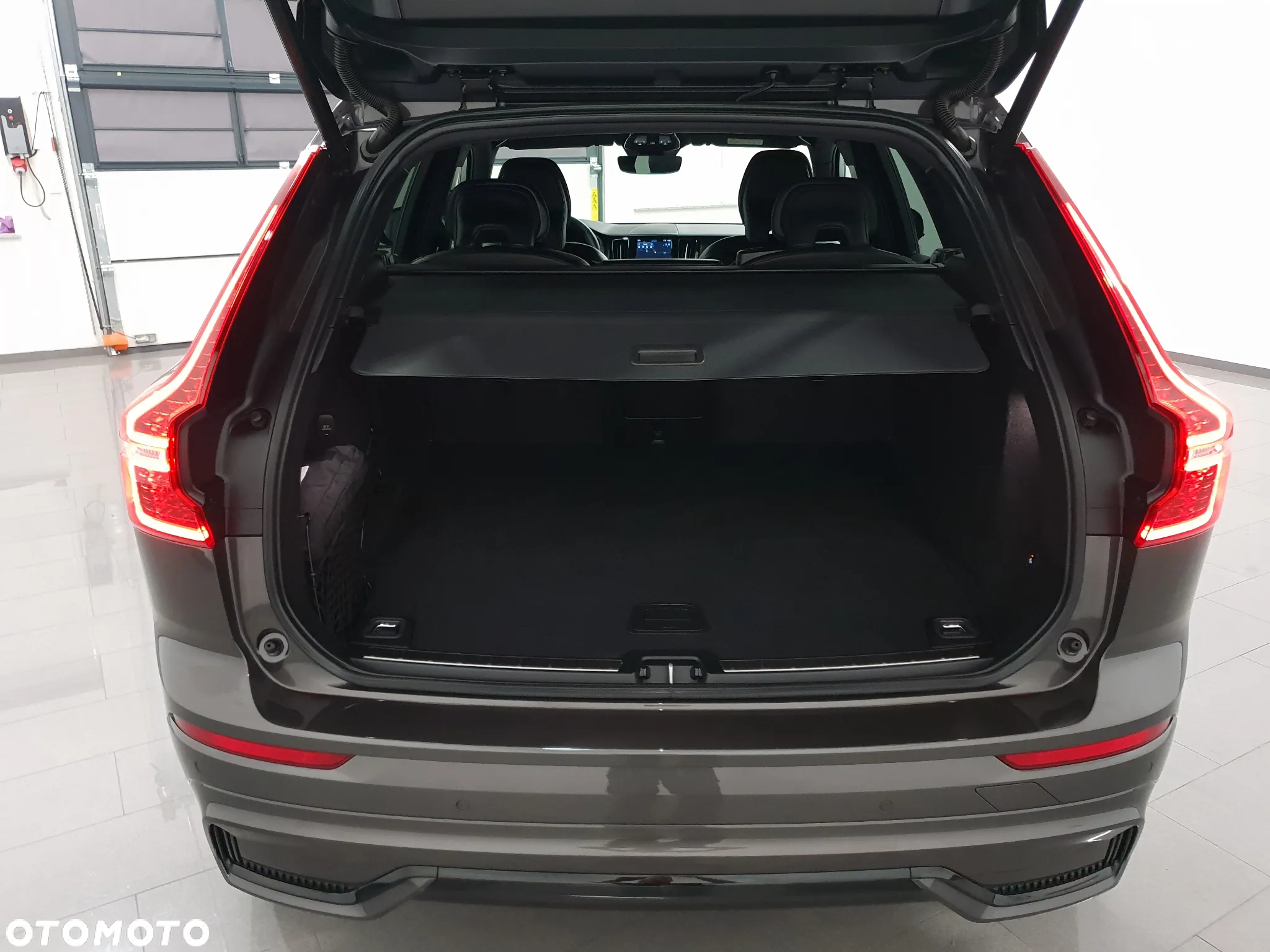 Volvo XC 60 B4 D Geartronic RDesign - 9