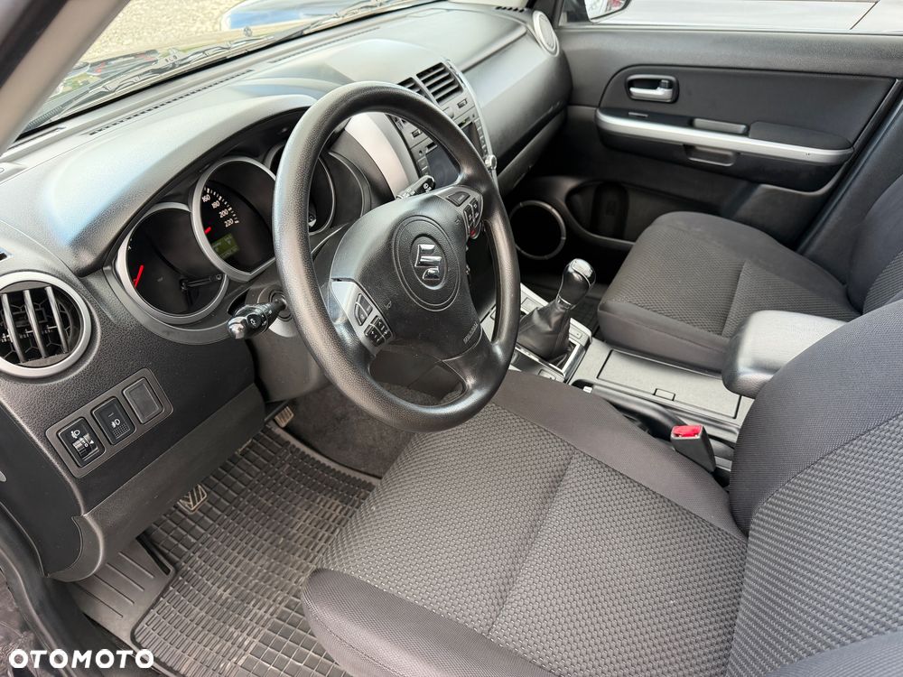 Suzuki Grand Vitara - 14