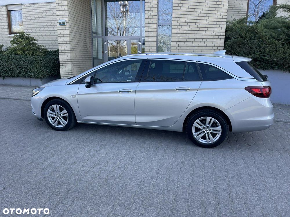 Opel Astra - 11