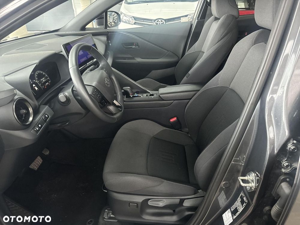 Toyota C-HR - 13