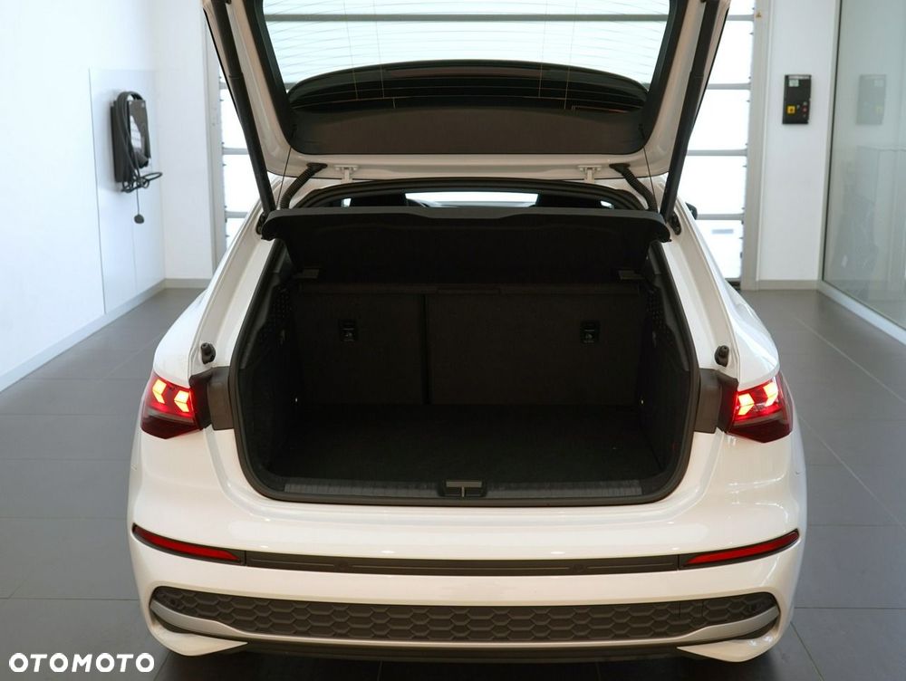 Audi A3 Sportback - 8