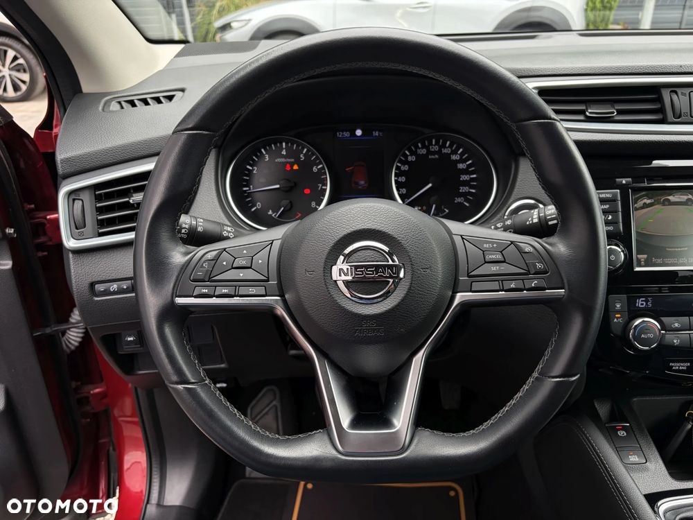 Nissan Qashqai 1.3 DIG-T Tekna - 22