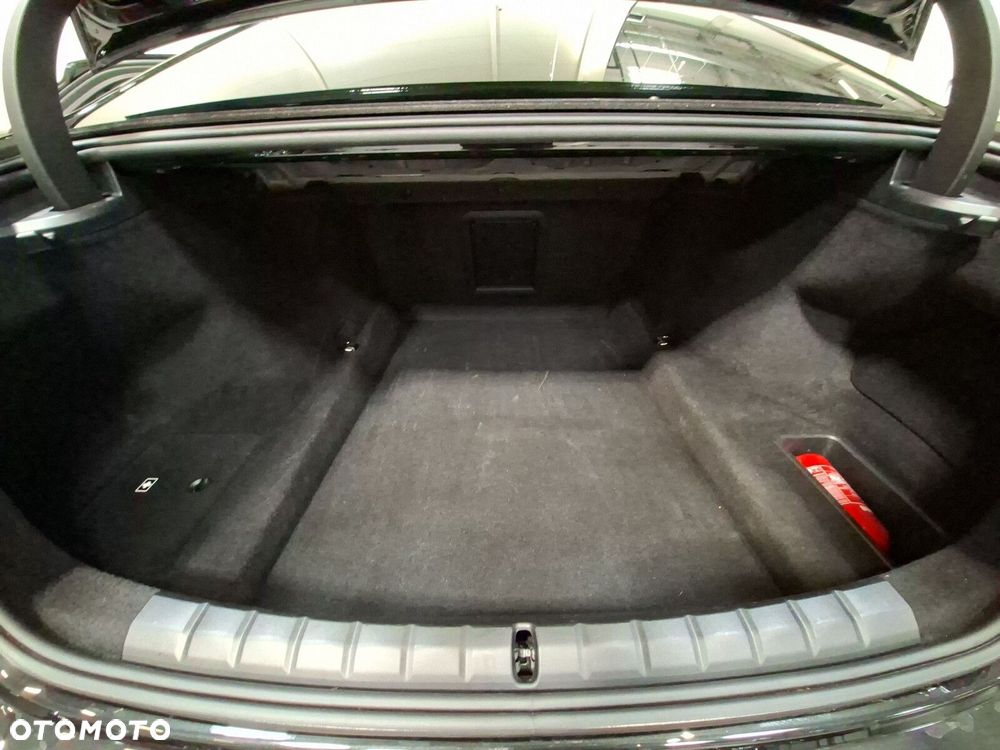 BMW Seria 7 - 19