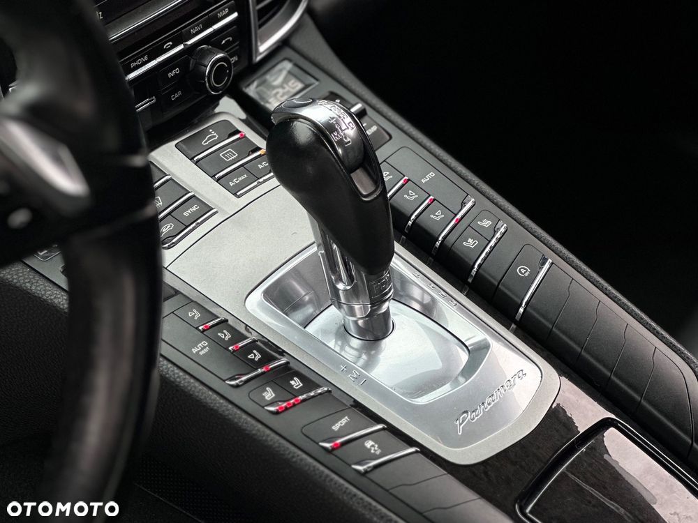 Porsche Panamera - 7
