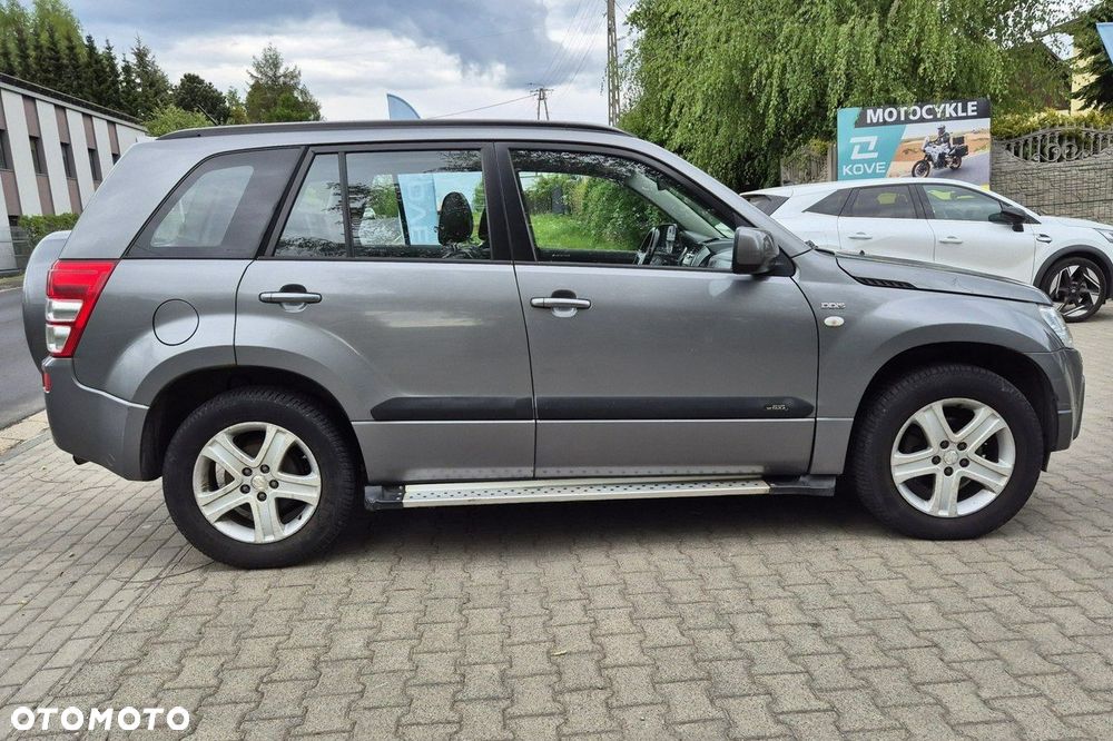 Suzuki Grand Vitara 1.9 DDiS Premium EU5 - 7