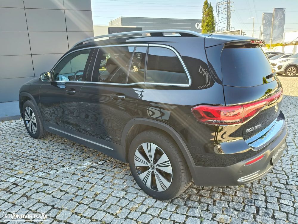 Mercedes-Benz EQB 250 Progressive - 14