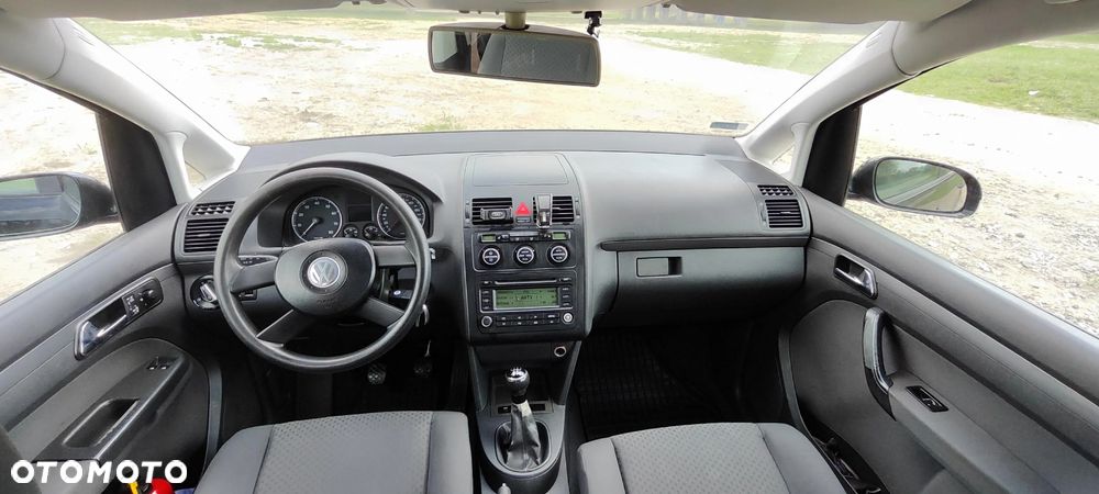 Volkswagen Touran 1.6 - 10