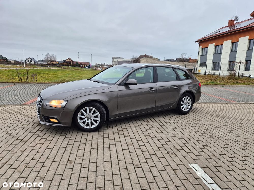 Audi A4 Avant 2.0 TDI e DPF Ambiente - 11