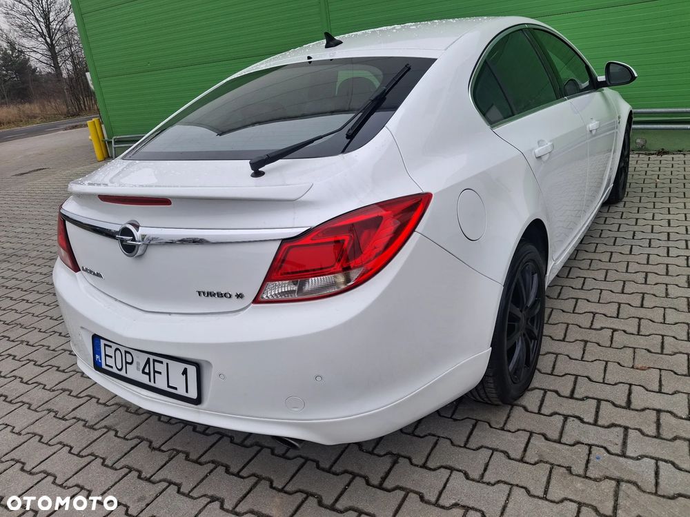 Opel Insignia 2.0 Turbo 4x4 Cosmo - 15