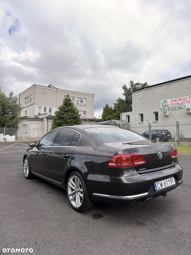 Volkswagen Passat 2.0 TDI DPF Highline DSG - 9