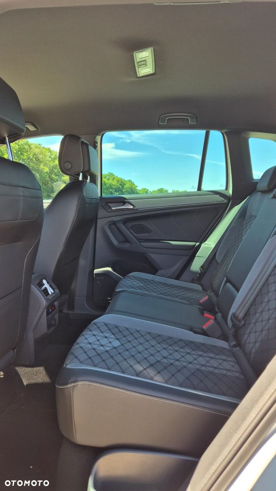 Volkswagen Tiguan 2.0 TSI 4Mot R-Line DSG - 23