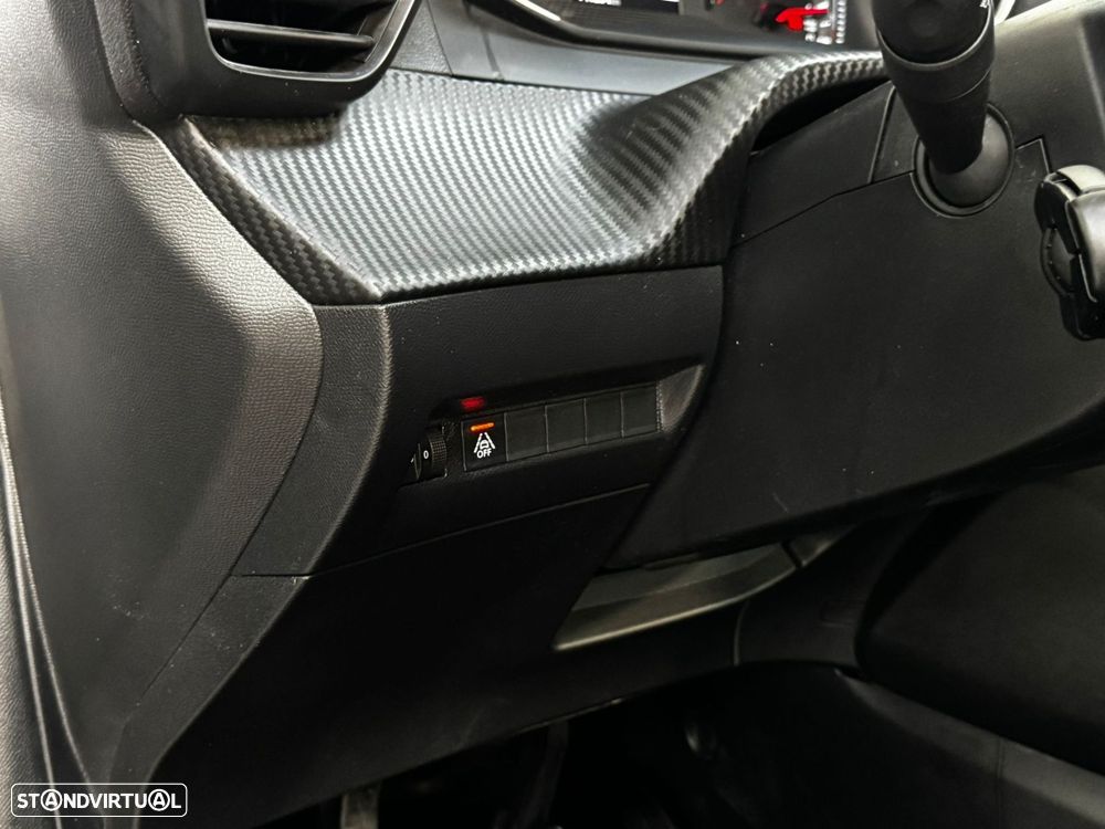 Peugeot 208 1.2 PureTech Active - 20