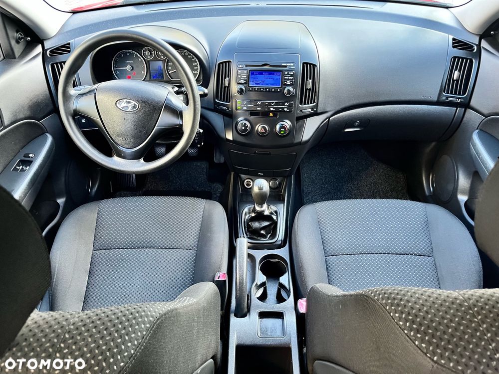 Hyundai i30 1.4 FIFA WM Edition - 25