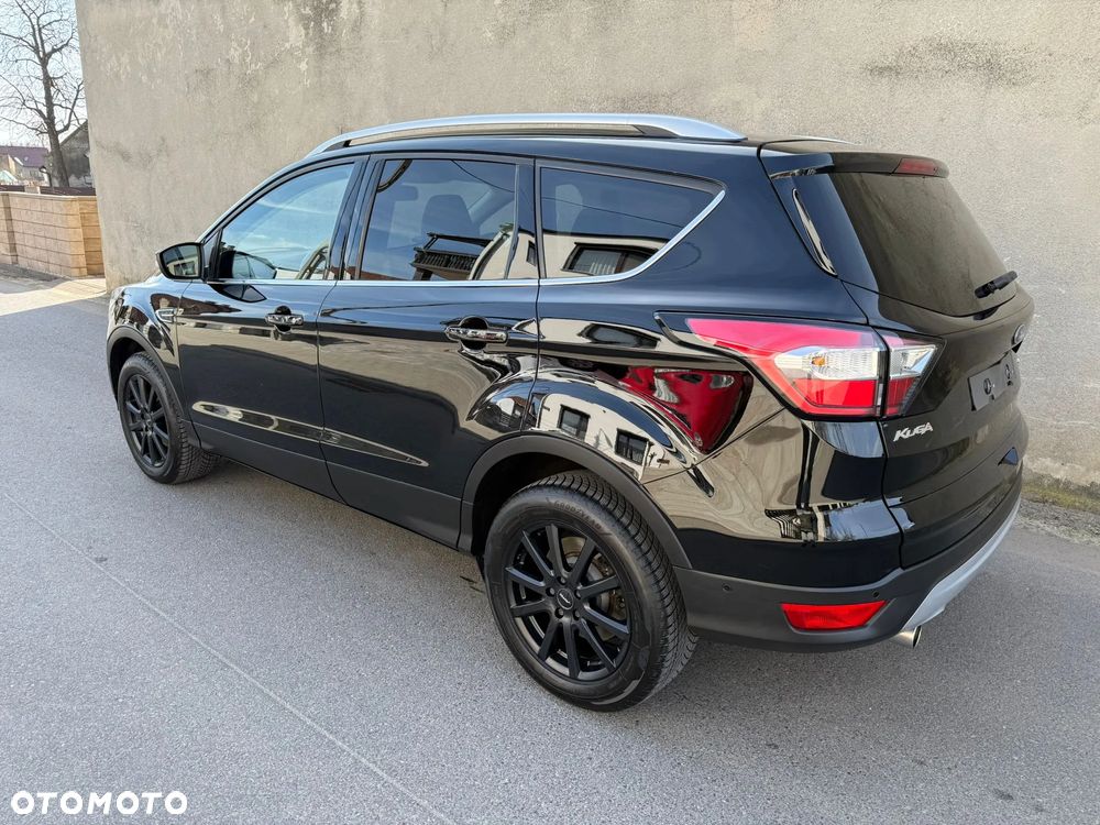 Ford Kuga 1.5 EcoBoost 2x4 Titanium - 27
