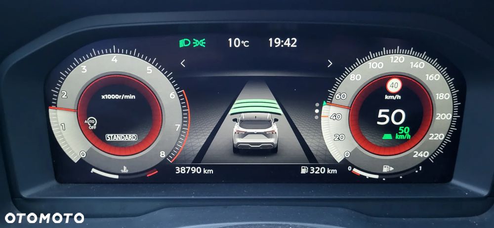 Nissan Qashqai 1.3 DIG-T MHEV N-Connecta - 25