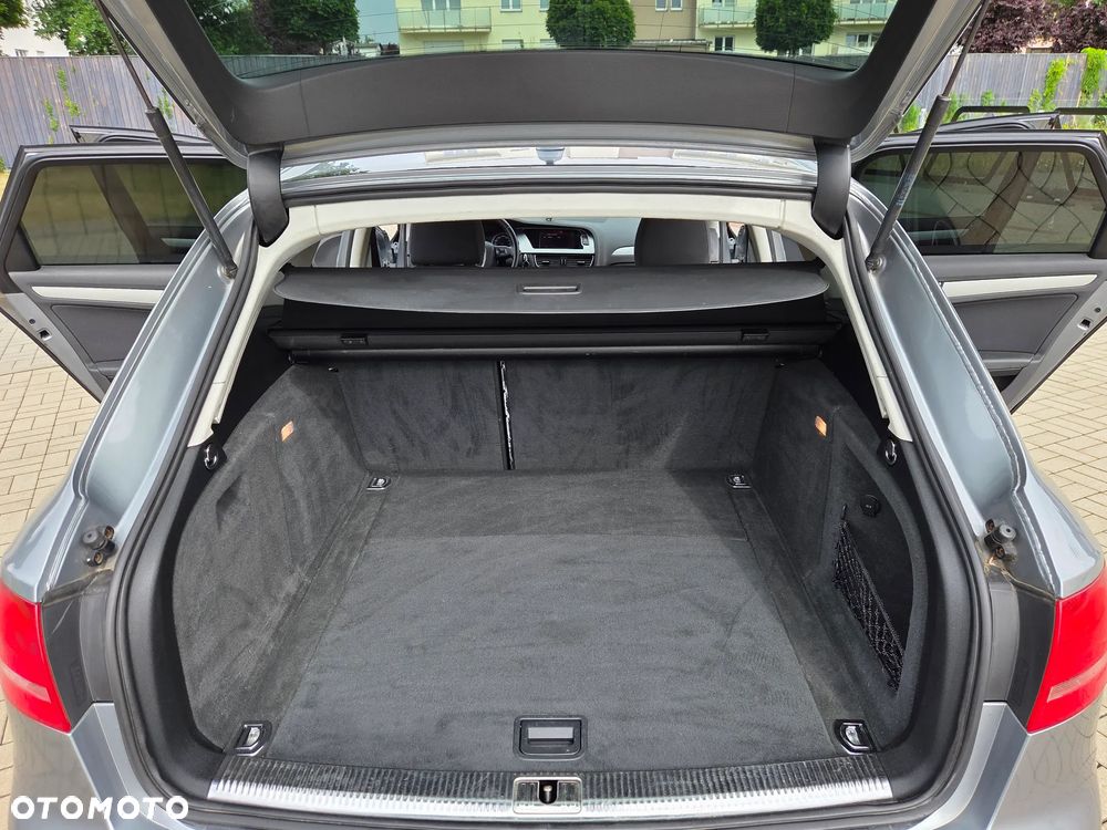 Audi A4 Avant 2.0 TDI DPF Ambiente - 28
