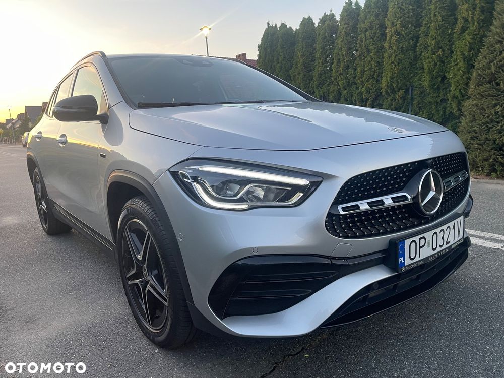 Mercedes-Benz GLA ver-250e-amg-line - 2