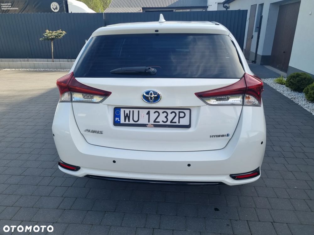 Toyota Auris Hybrid 135 Active - 5