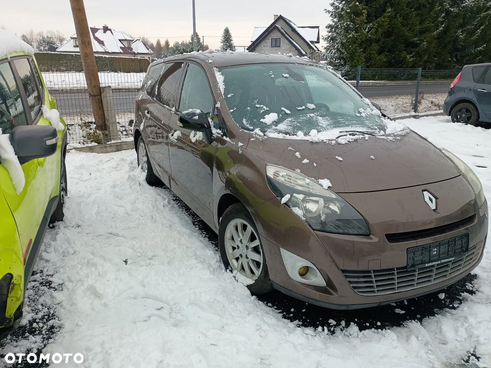 Renault Scenic - 1