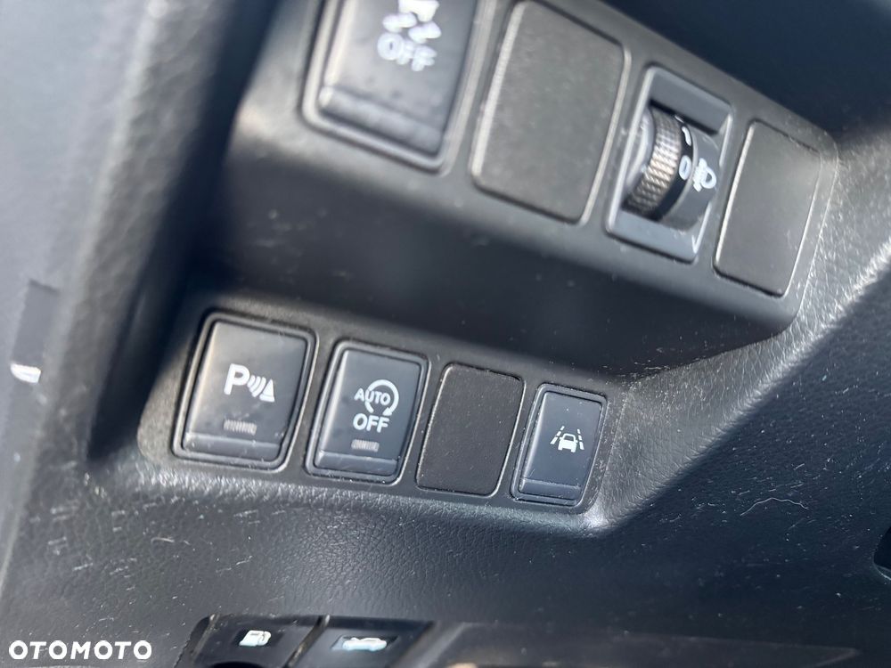 Nissan Qashqai 1.2 DIG-T N-Connecta - 16