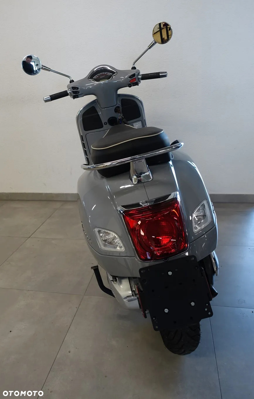 Vespa GTS - 11