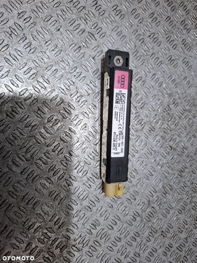 Antena wzmacniacz Audi A3 R 2022 nr 8Y4035225D - 1