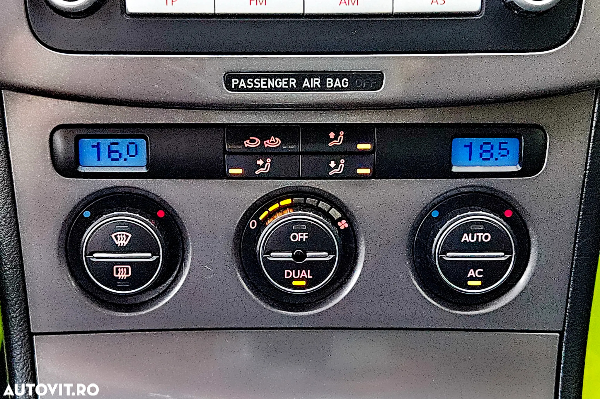 Volkswagen Passat - 16