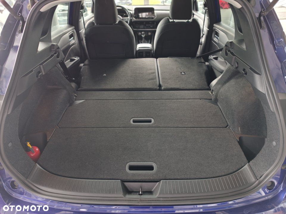 Nissan Qashqai - 25