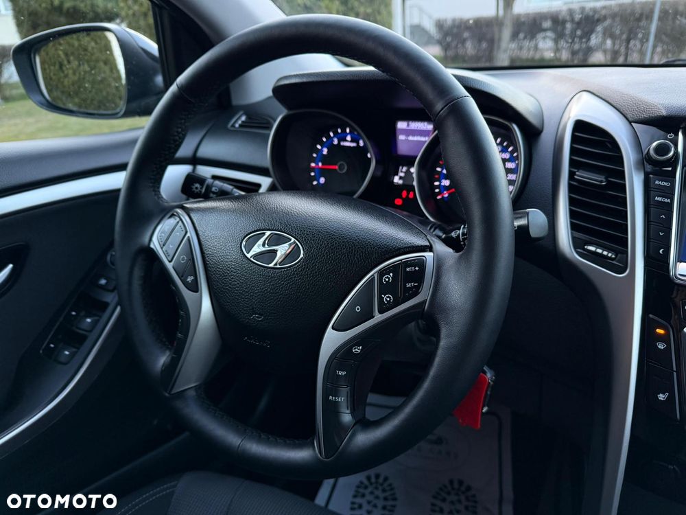 Hyundai i30 1.4 Premium - 25