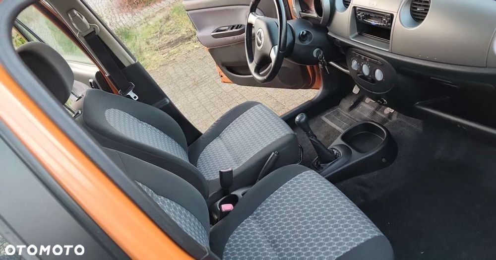 Daihatsu Trevis - 29