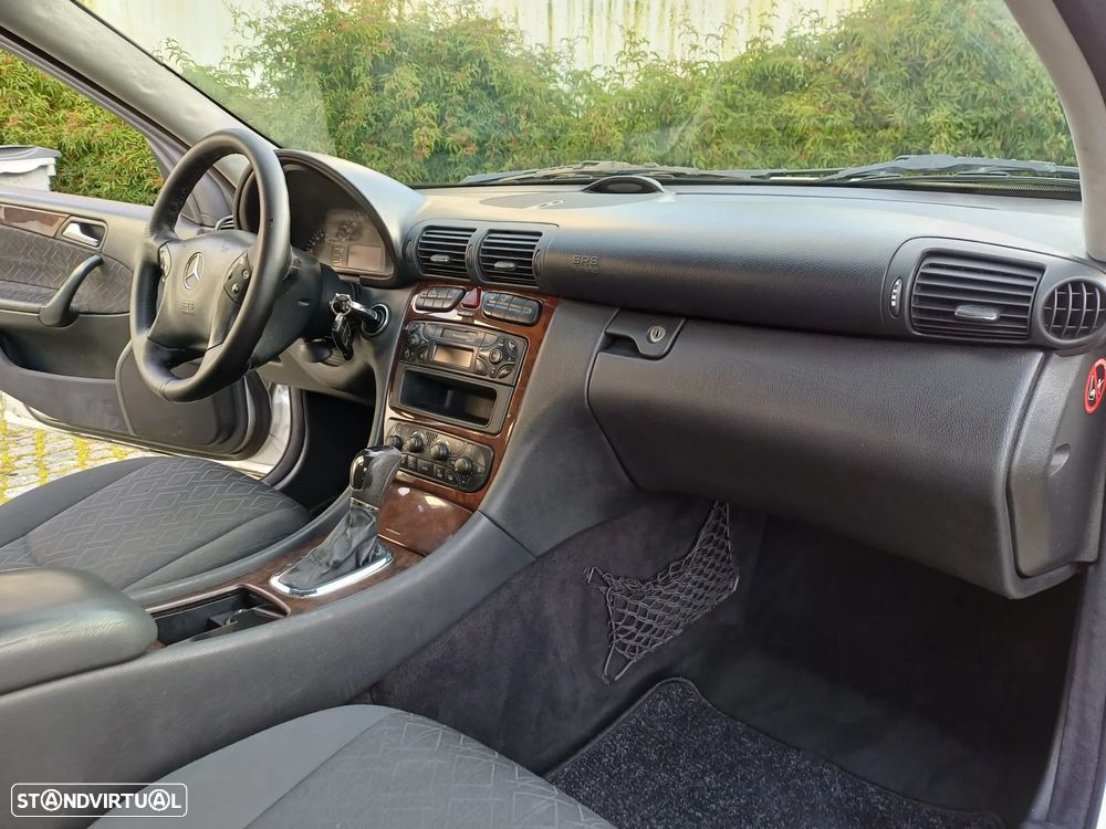 Mercedes-Benz C 220 CDI Auto Avantgarde - 31