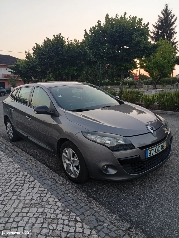 Renault Mégane Sport Tourer 1.5 dCi Dynamique S - 1