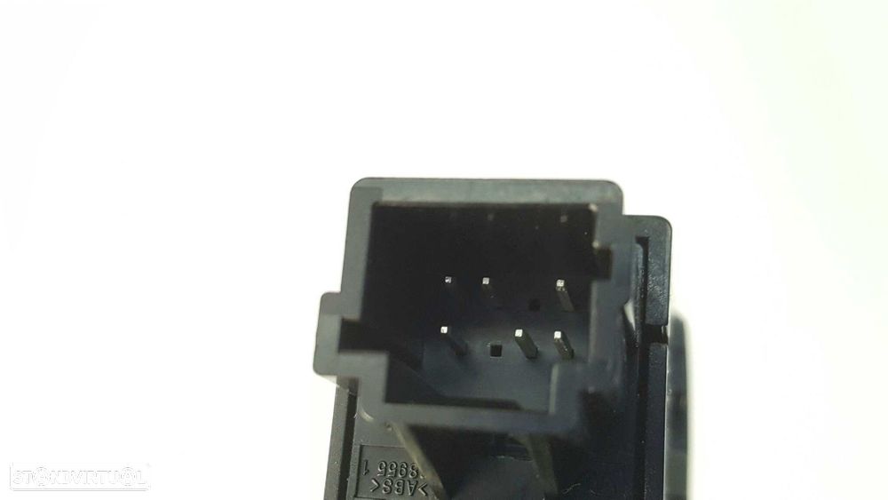 CONTROLE DE ABERTURA DE TRONCO/PORTÃO INFINITI M SEDÁN M30D S PREMIUM - 6