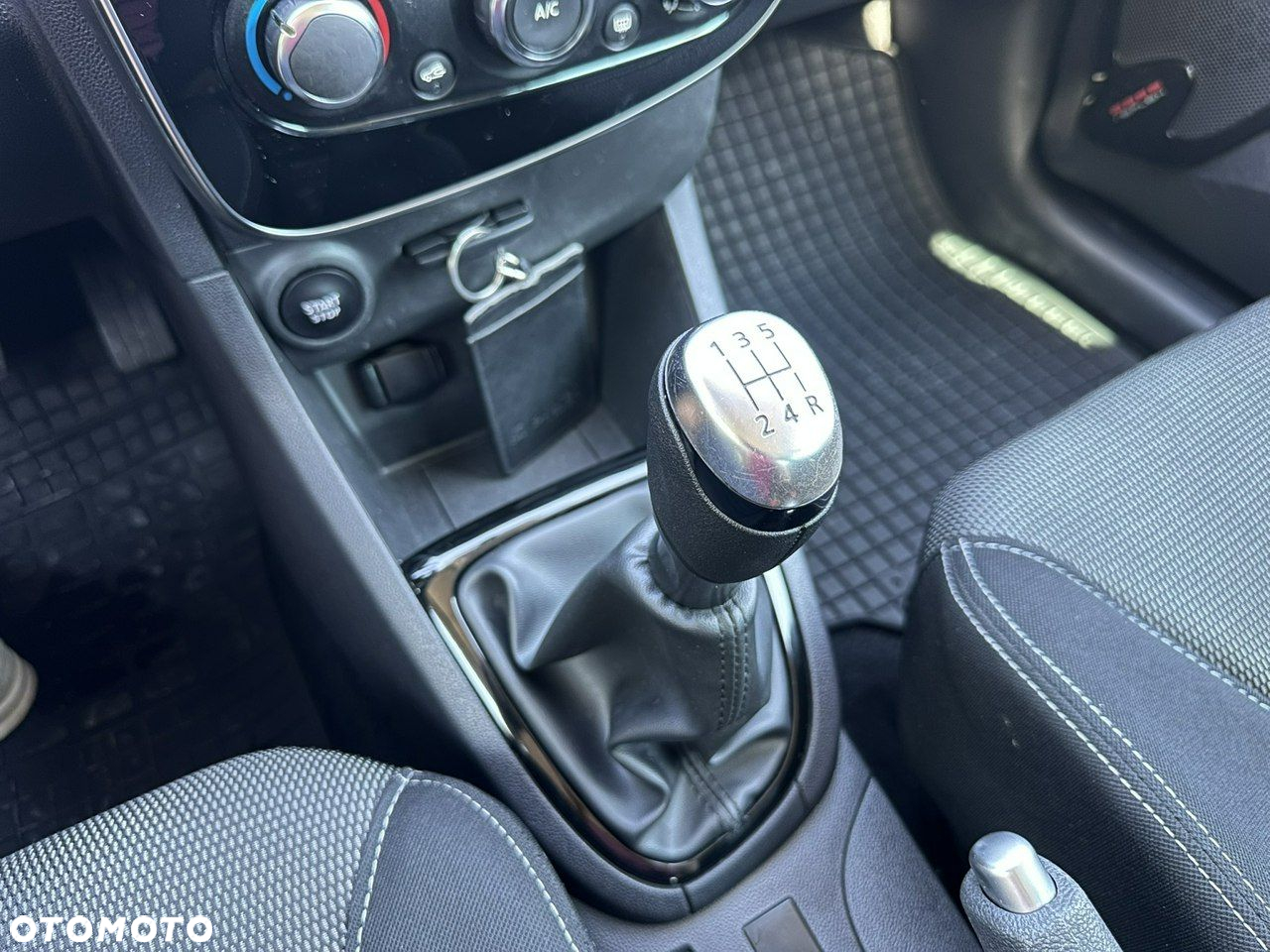Renault Clio 0.9 Energy TCe Zen - 23