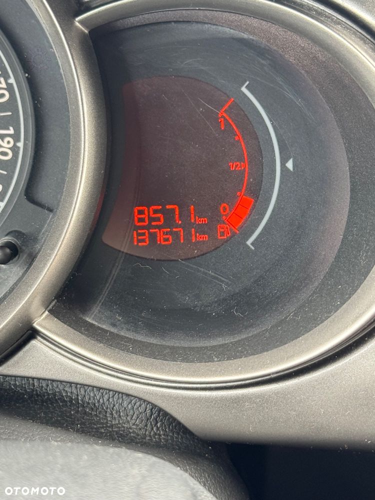 Citroën C3 1.6 BlueHDi Live S&S - 13