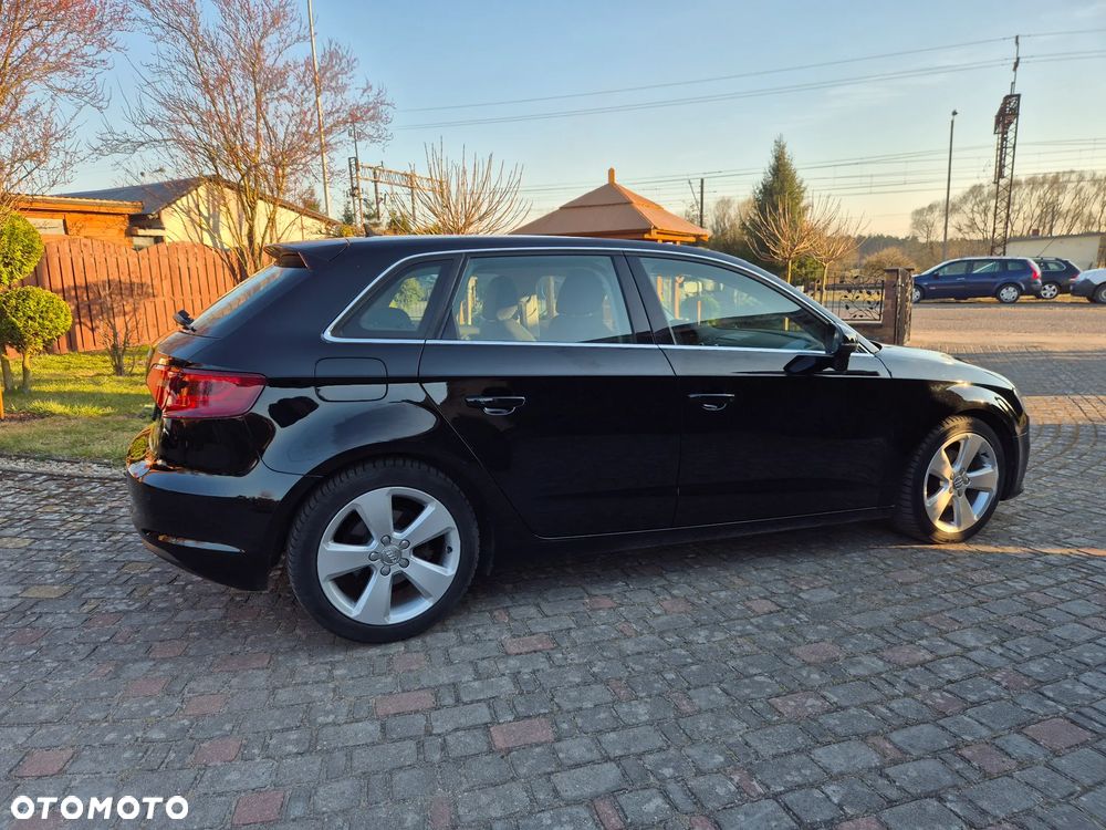 Audi A3 Sportback 2.0 TDI S tronic - 9