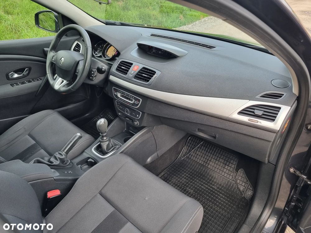 Renault Megane 1.6 Exception - 20