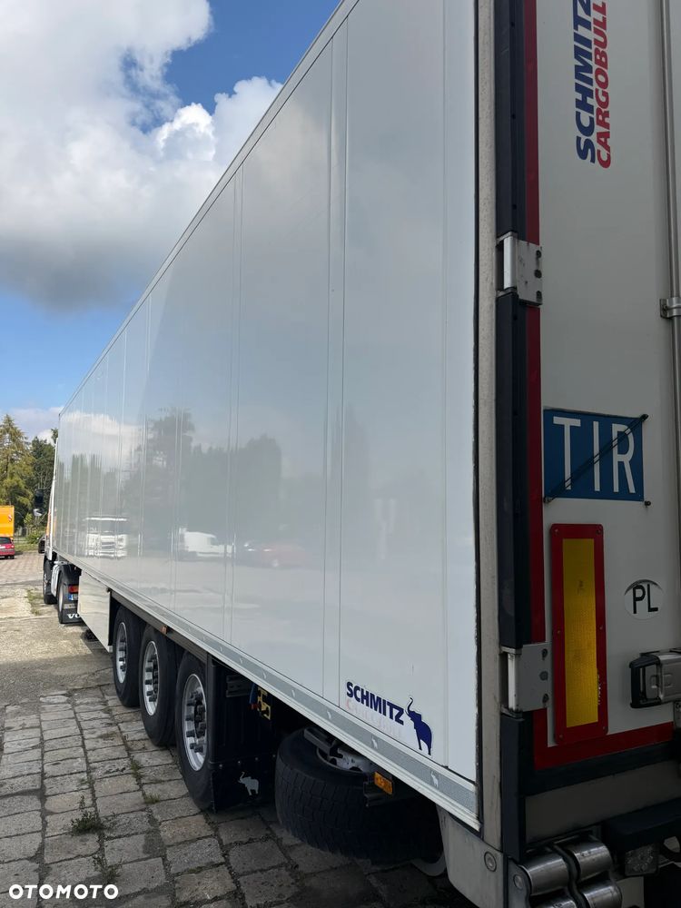 Schmitz Cargobull Chłodnia SCB S38 - 9