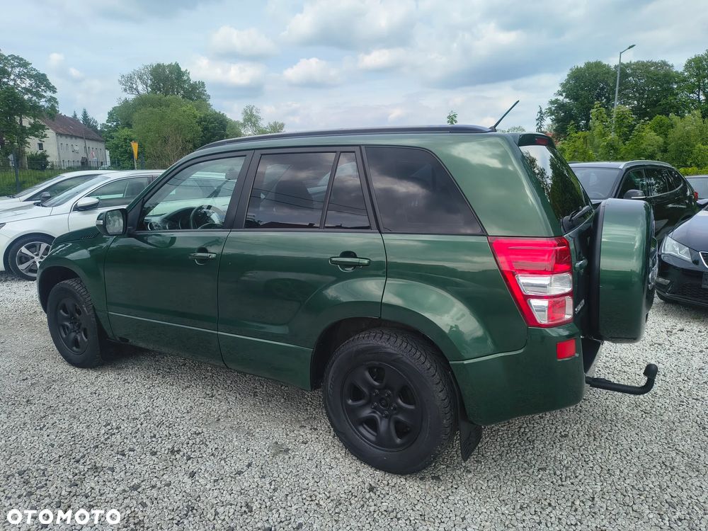 Suzuki Grand Vitara 2.0 Comfort Style - 9
