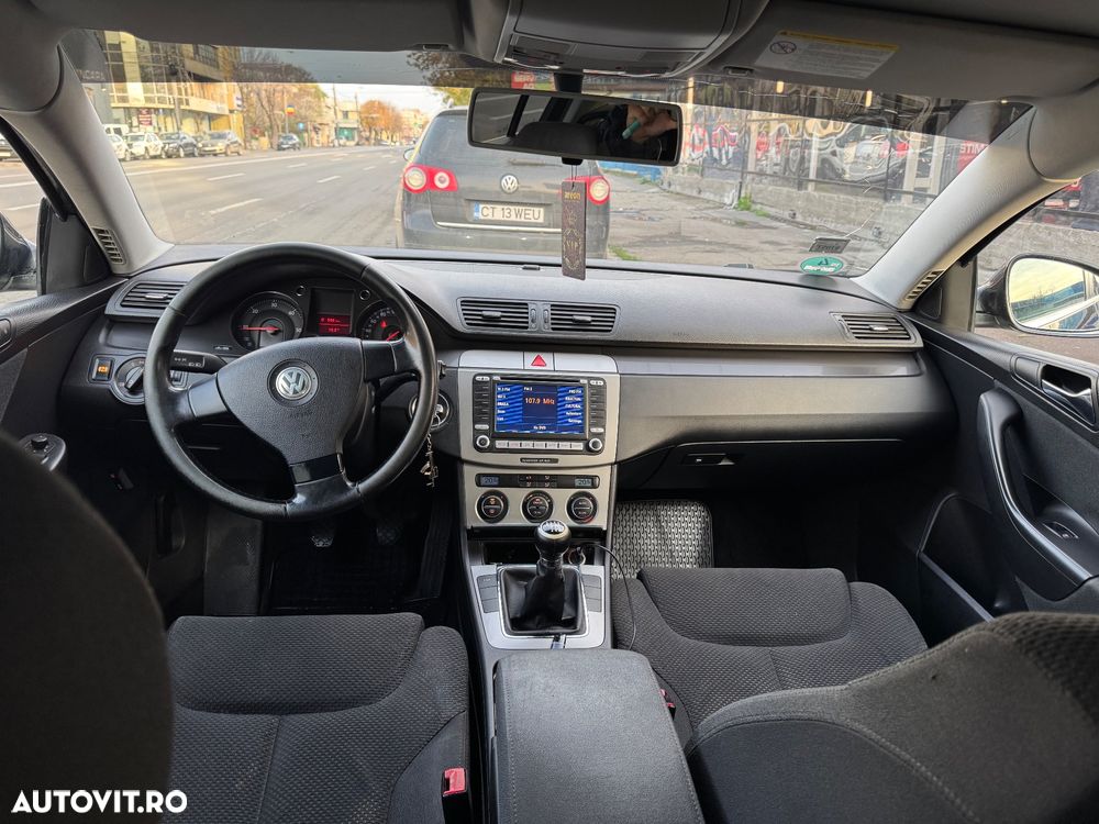 Volkswagen Passat 2.0TDI Comfortline DPF - 6