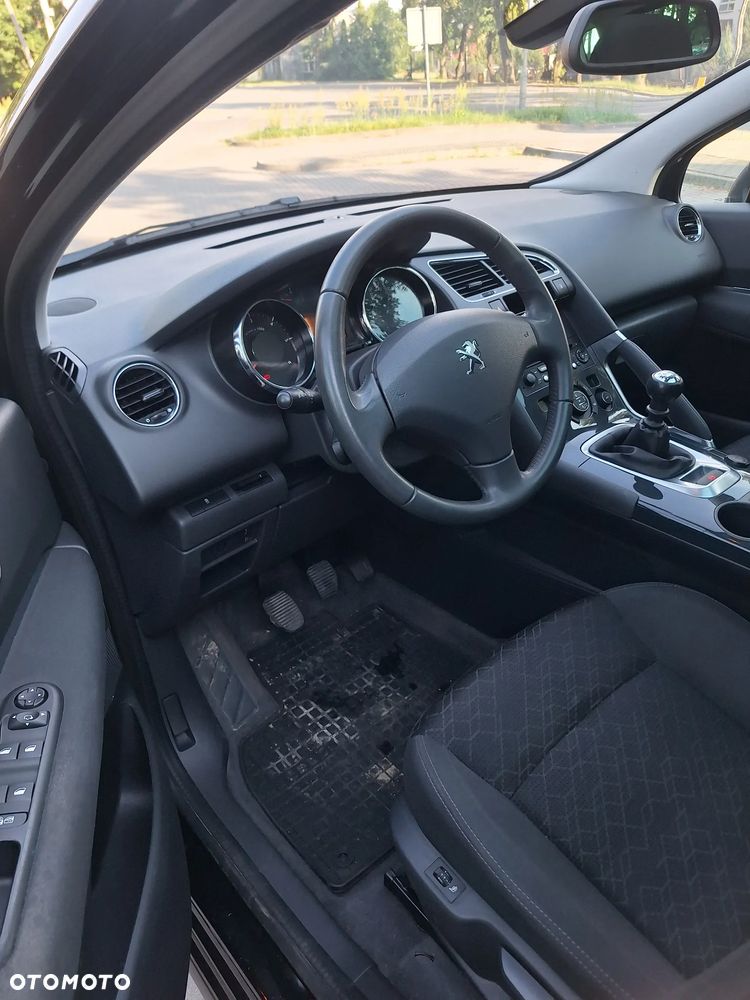 Peugeot 3008 HDi 115 Access - 11