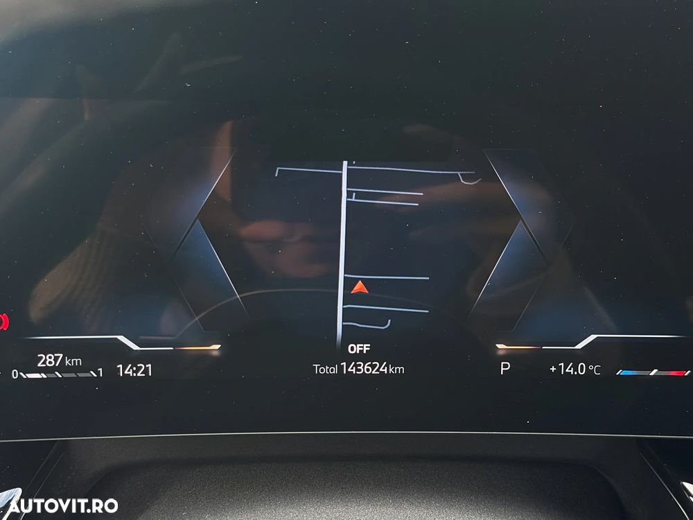 BMW X1 xDrive20d AT MHEV - 9