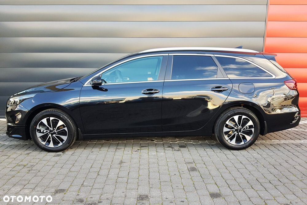 Kia Ceed 1.5 T-GDI Tribute DCT - 4