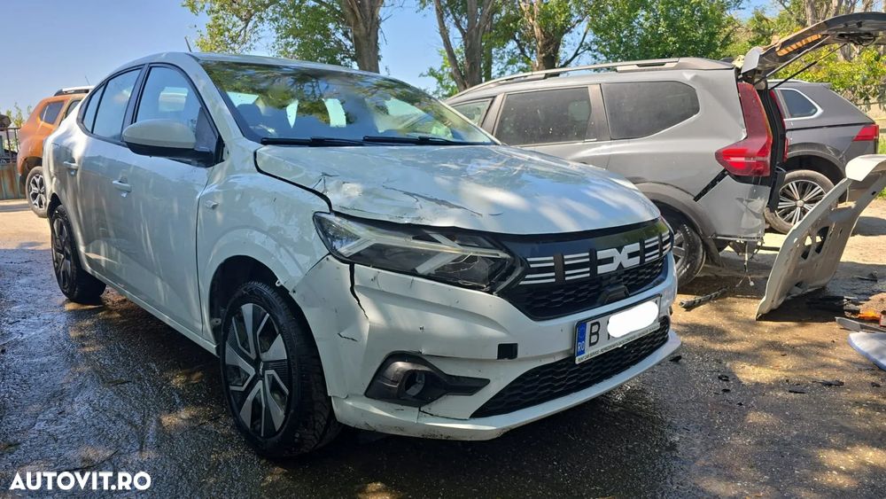 Dacia Logan TCe 90 MT6 Expression - 3
