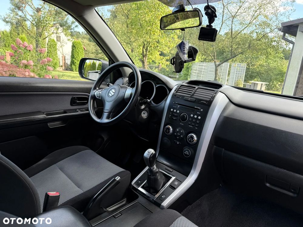 Suzuki Grand Vitara 1.6 - 21