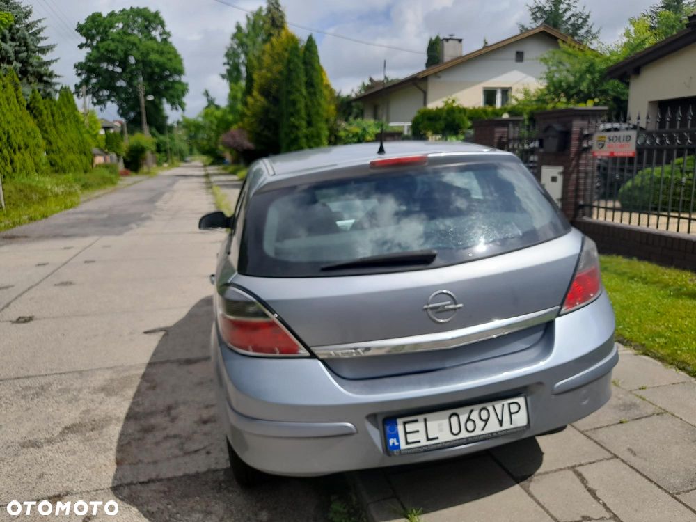Opel Astra 1.4 - 4